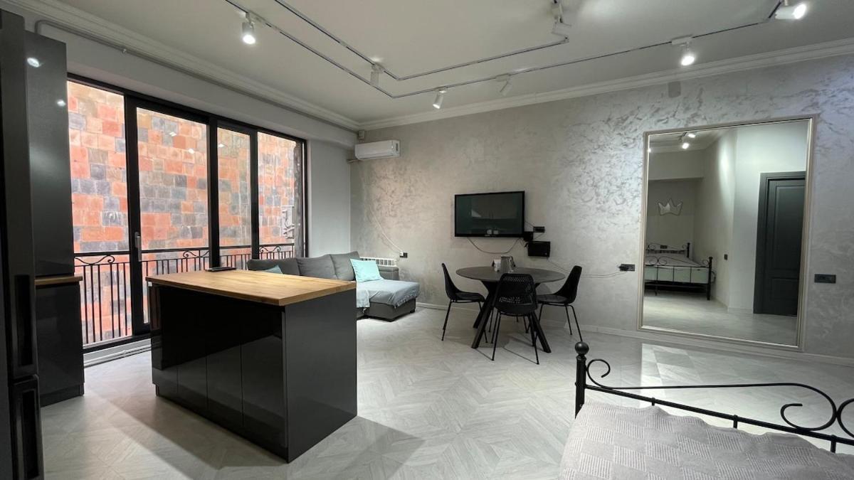 City Center Apartment Ереван Экстерьер фото